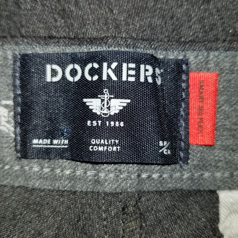 NWT Dockers Mens Pants 29x32 Workday Khaki Charcoal Smart 360 Flex Slim Fit NEW - Picture 2 of 15